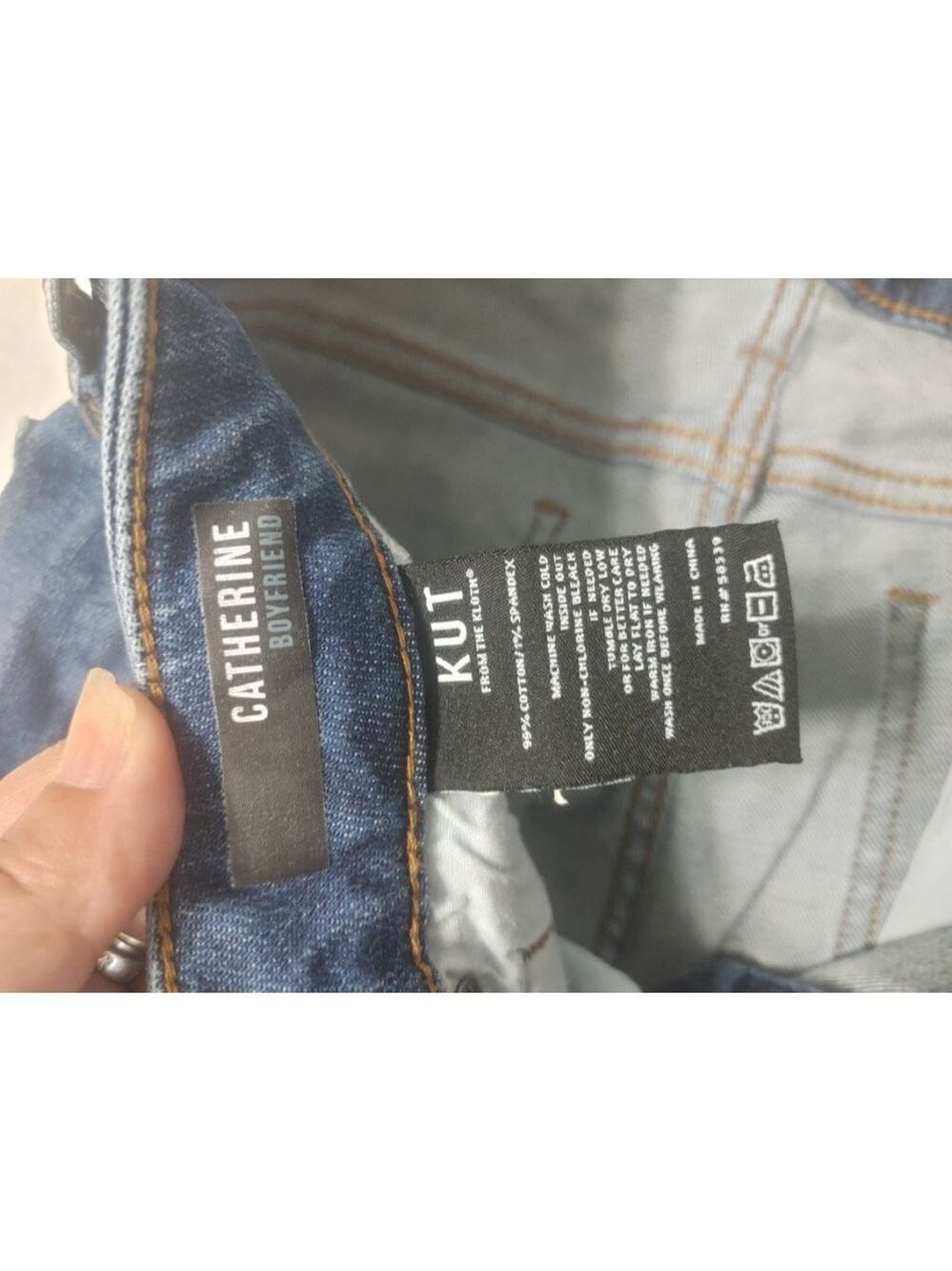 Women's KUT Jeans Catherine Boyfriend Size 6 Blue Denim - Picture 5 of 10